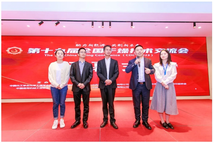 皇冠app手机投注下载