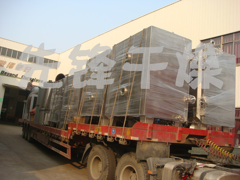 板式真空干燥机发运图