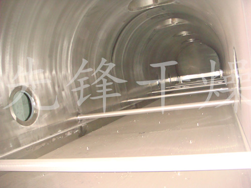 振动流化床主机内部图